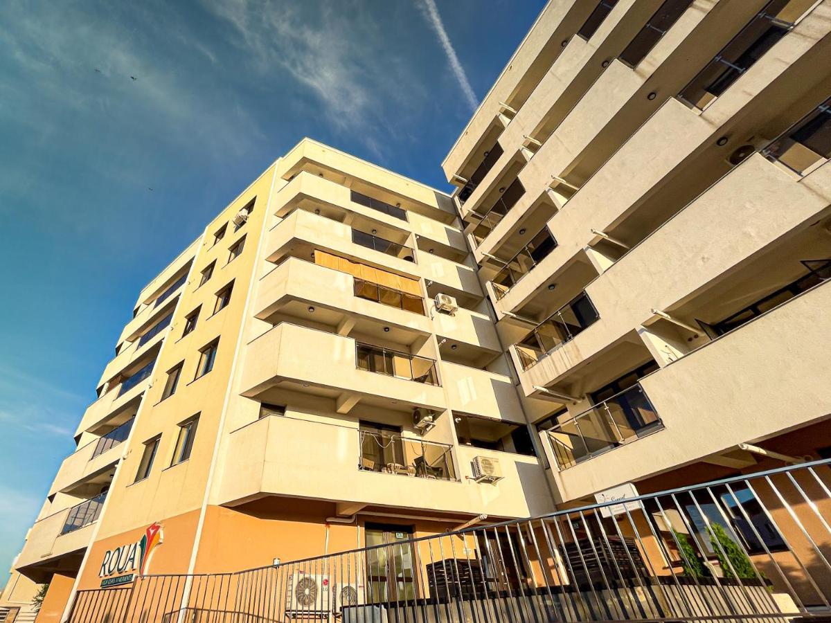 Uniquemoments Airport Apartment & Secure Parking & Airport Shuttle ヤシ エクステリア 写真